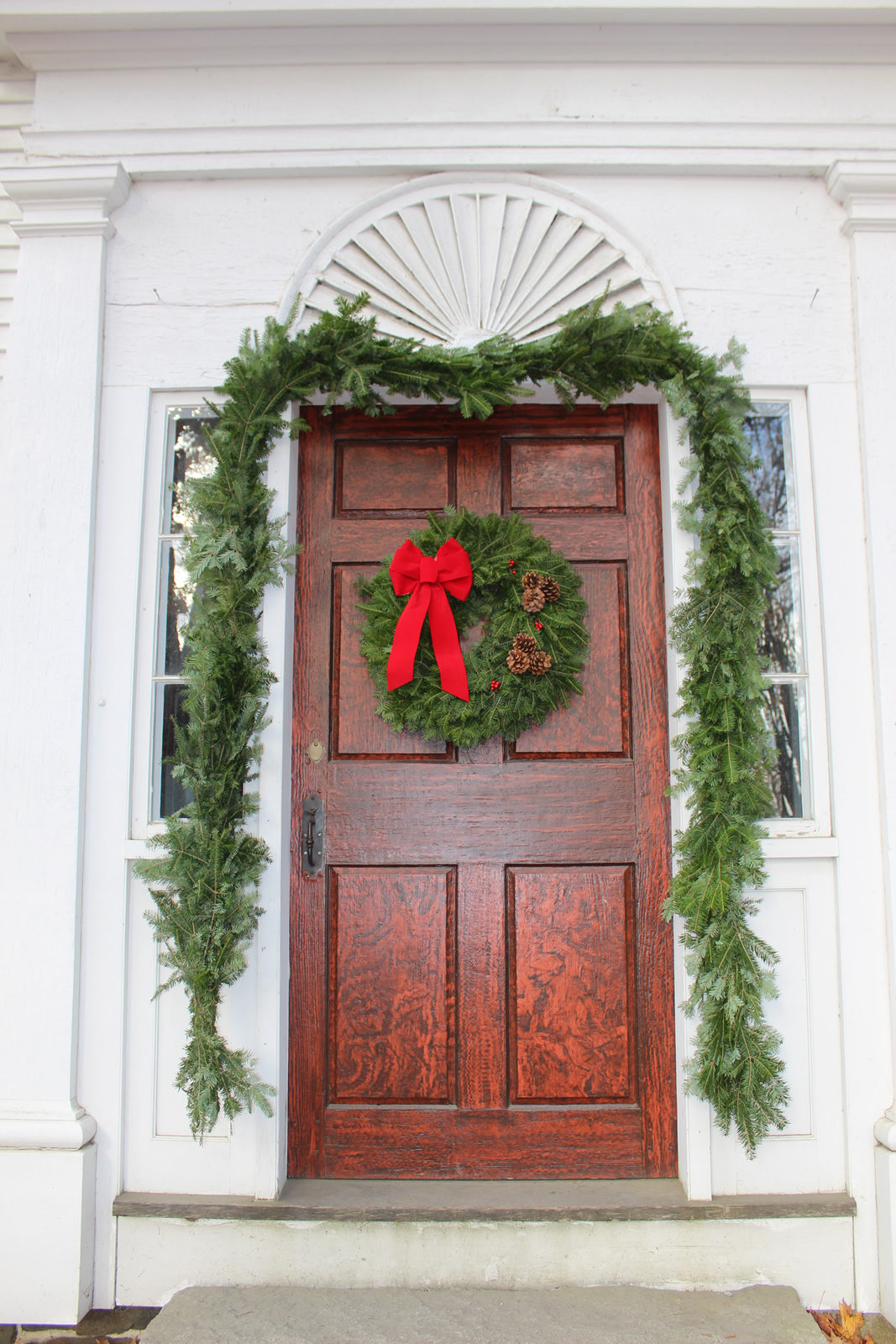 Northwoods Special Package Balsam Wreath and Five Yard Garland with ...